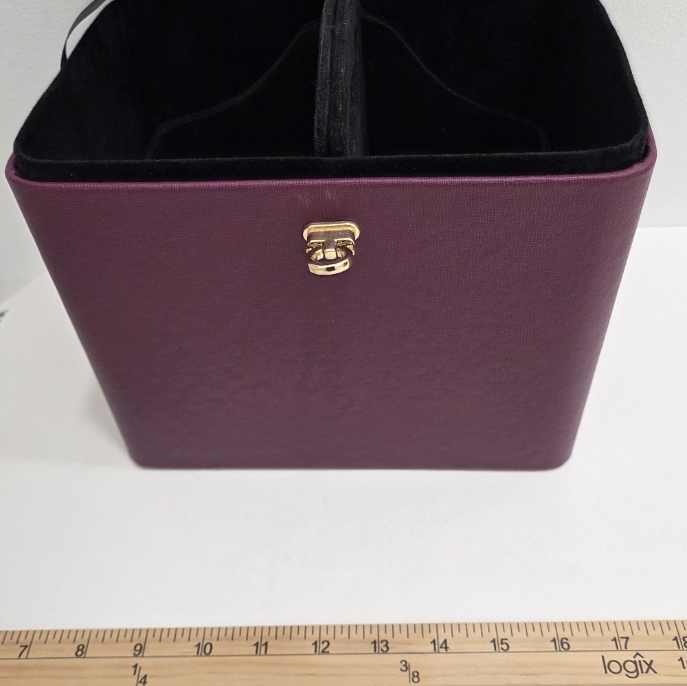 Chic Purple Jewelry Organizer - Picture 8 of 16